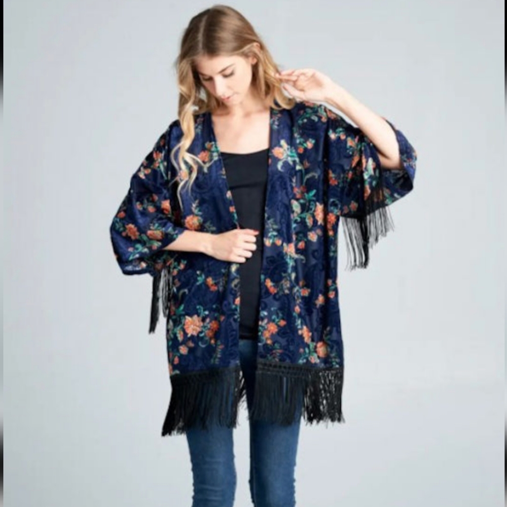 Fringed Velvet Burnout Floral Kimono - Picture 4 of 6